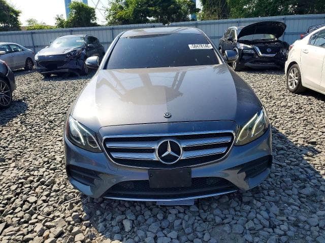 2017 MERCEDES-BENZ E 300 4MATIC 5