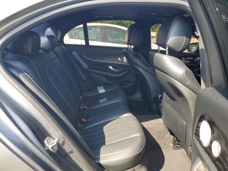 2017 MERCEDES-BENZ E 300 4MATIC 10