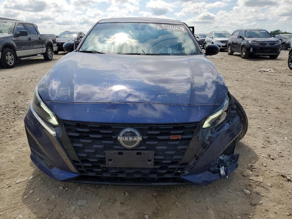 2023 NISSAN ALTIMA SR 5
