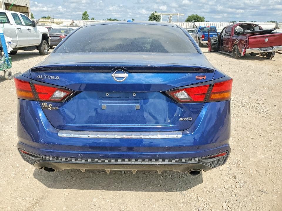 2023 NISSAN ALTIMA SR 6