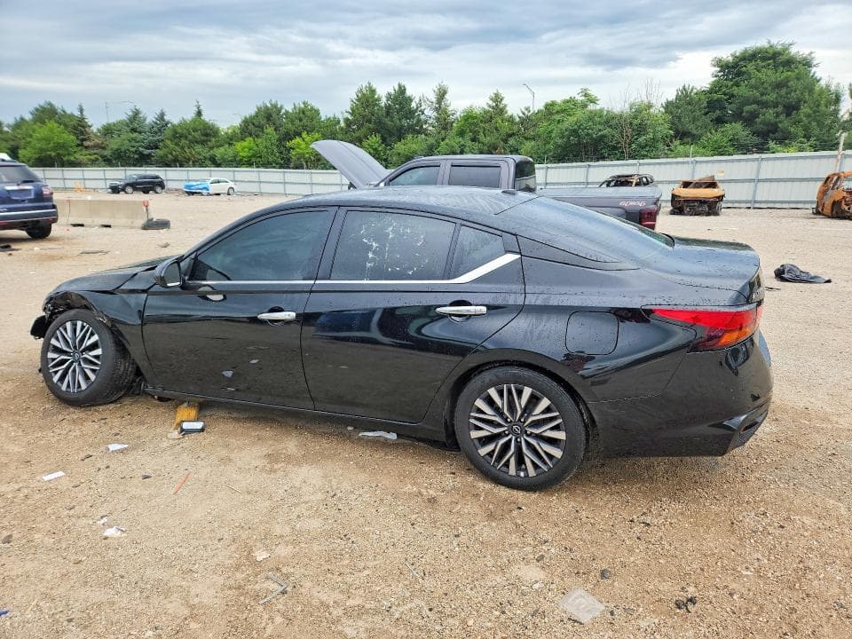 2025 NISSAN ALTIMA SV 2