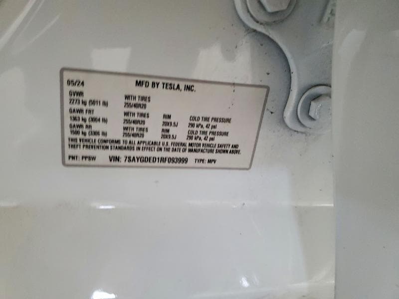 2024 TESLA MODEL Y 12