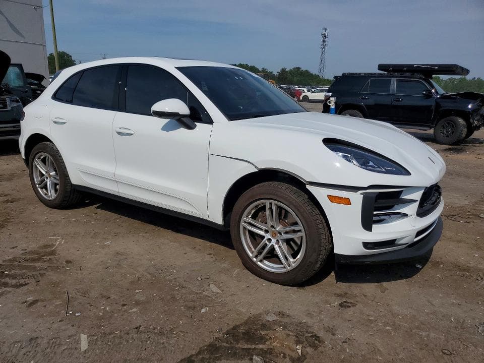2021 PORSCHE MACAN 4
