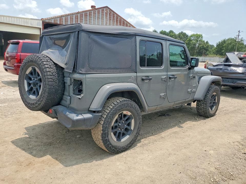 2022 JEEP WRANGLER UNLIMITED SAHARA 3