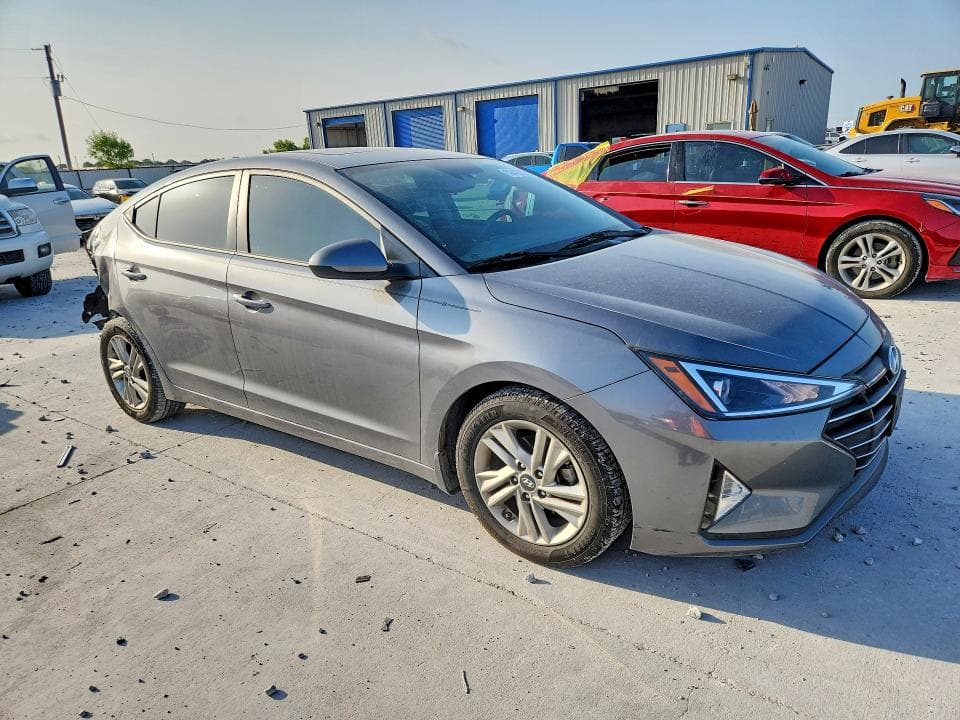 2020 HYUNDAI ELANTRA VALUE EDITION 4