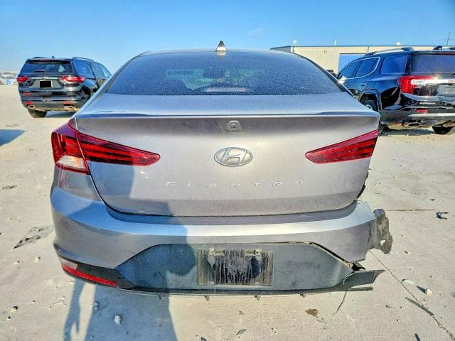 2020 HYUNDAI ELANTRA VALUE EDITION 6