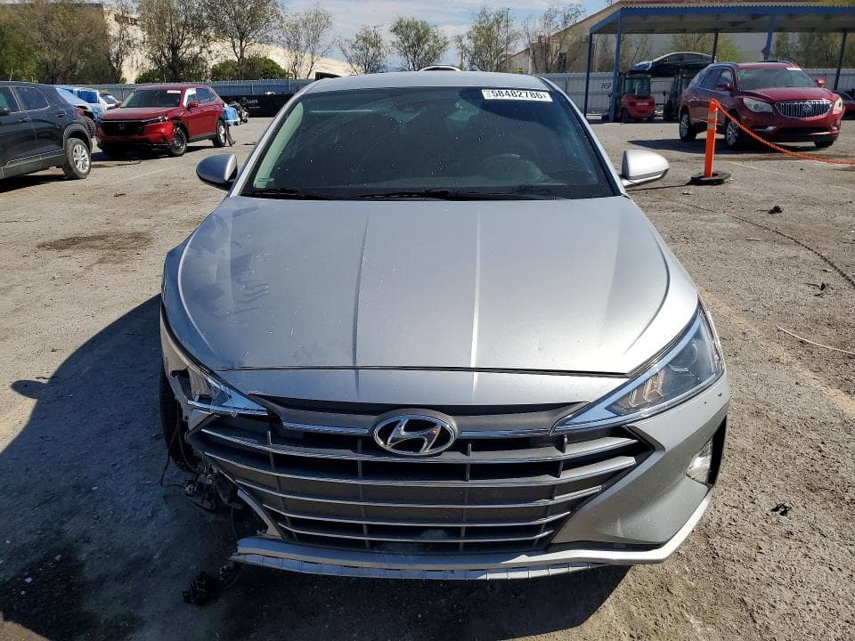 2020 HYUNDAI ELANTRA SEL 5