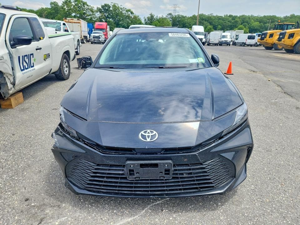 2026 TOYOTA CAMRY LE 5