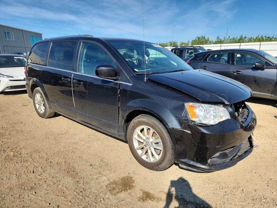 2018 DODGE GRAND CARAVAN SE 4