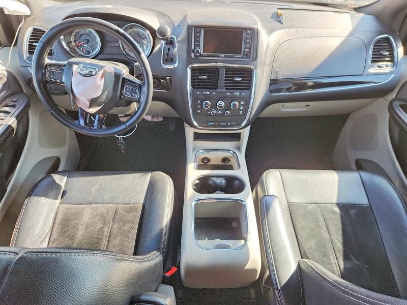2018 DODGE GRAND CARAVAN SE 8