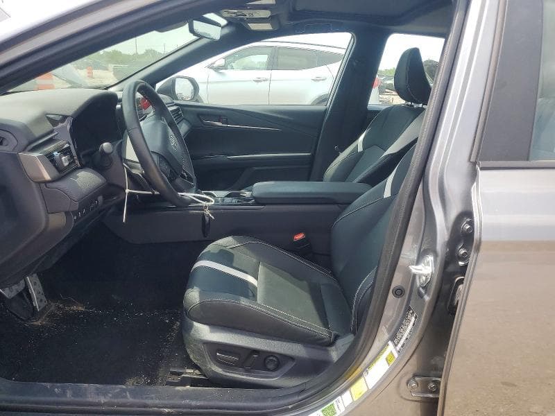 2025 TOYOTA CAMRY SE SE 7