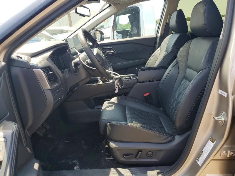 2026 NISSAN ROGUE PLATINUM 7