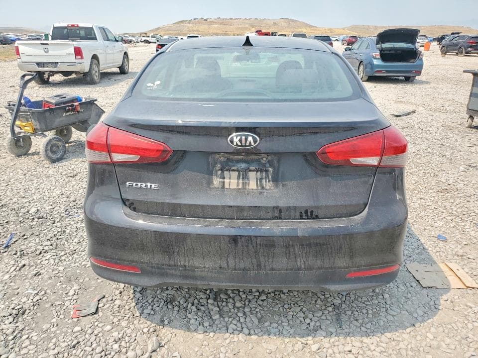 2017 KIA FORTE LX 6