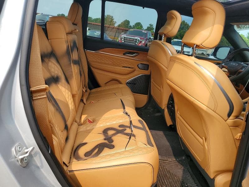 2024 JEEP GRAND CHEROKEE SUMMIT 11