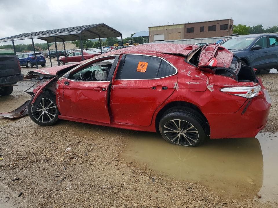 2020 TOYOTA CAMRY SE SE 2