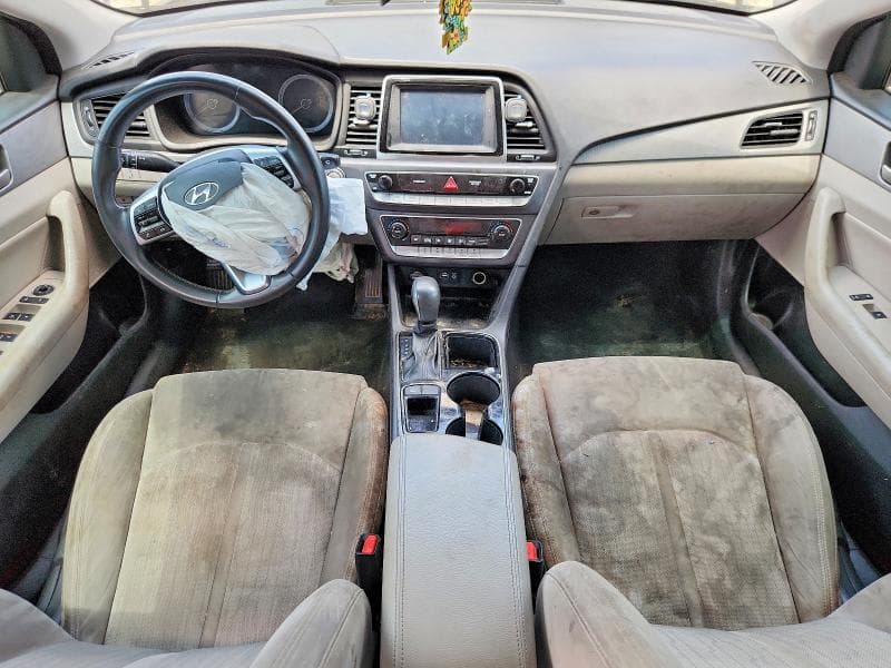 2019 HYUNDAI SONATA HYBRID SE 8