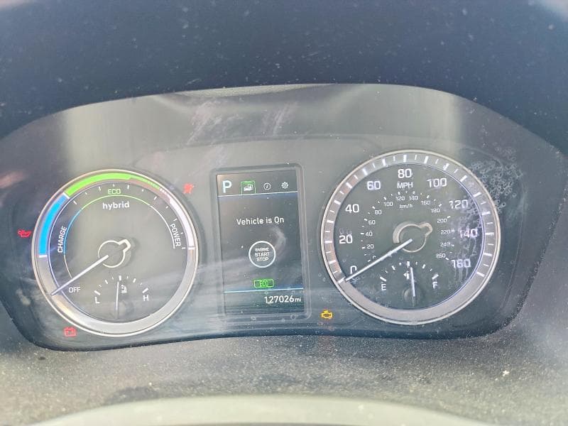 2019 HYUNDAI SONATA HYBRID SE 9