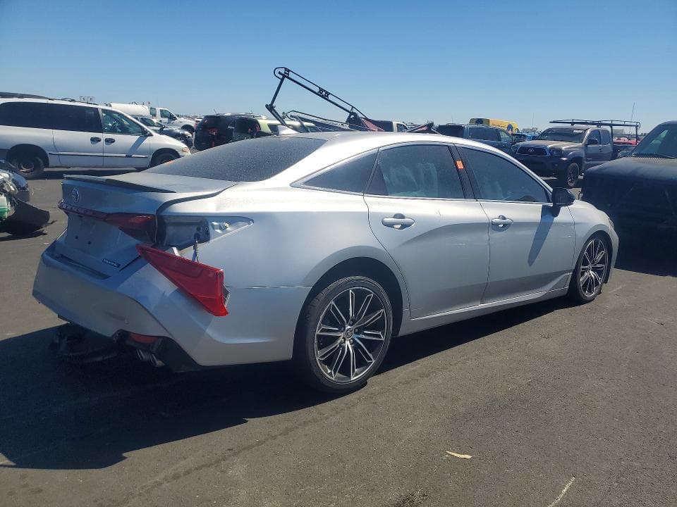 2022 TOYOTA AVALON TOURING 3