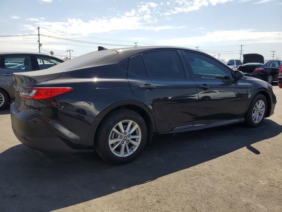 2025 TOYOTA CAMRY LE 3
