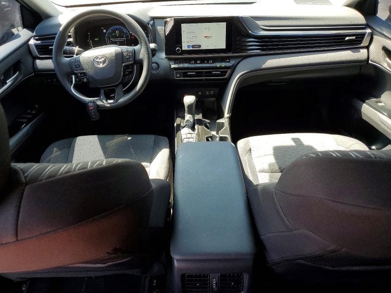 2025 TOYOTA CAMRY LE 8