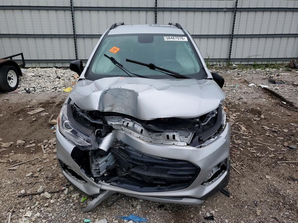 2021 CHEVROLET TRAX 1LT 5