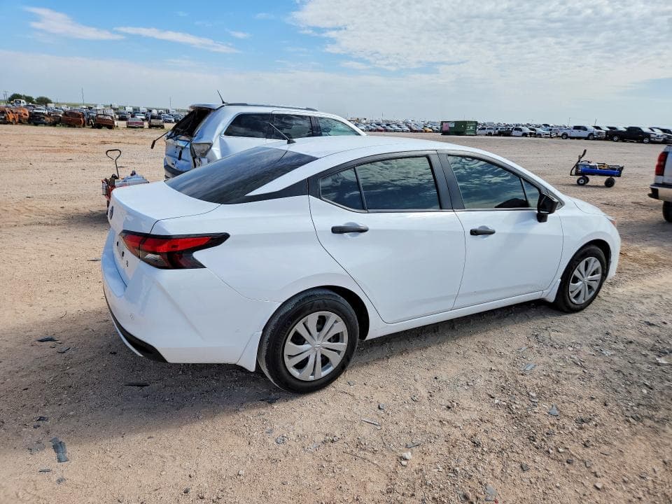 2024 NISSAN VERSA S 3