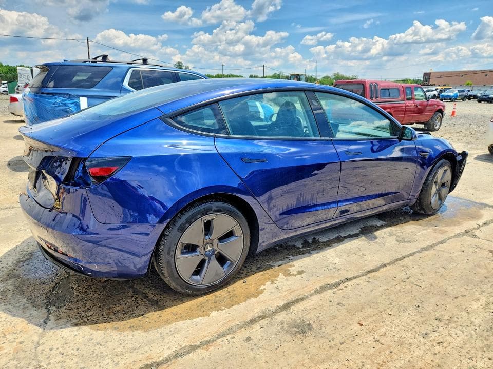 2023 TESLA MODEL 3 3