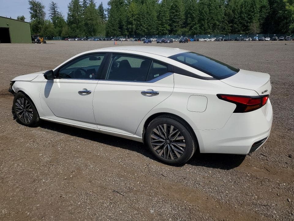 2025 NISSAN ALTIMA SV 2
