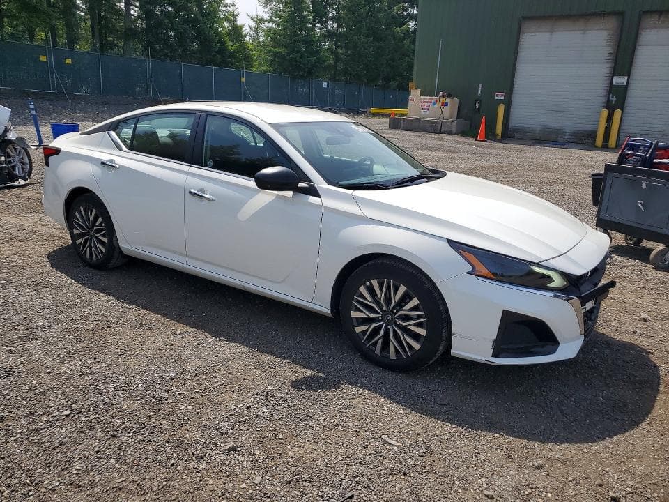 2025 NISSAN ALTIMA SV 4