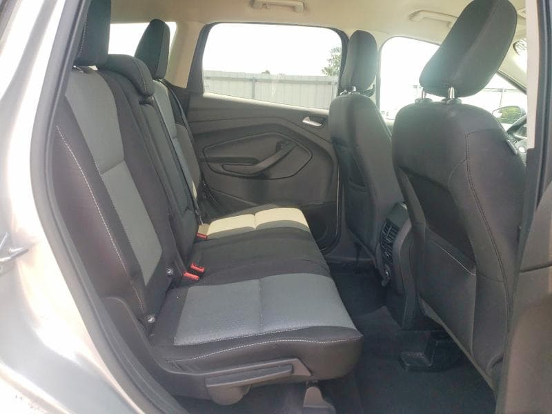 2019 FORD ESCAPE SE 11