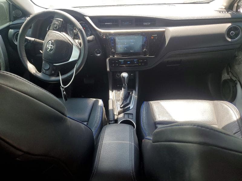 2017 TOYOTA COROLLA XSE 8