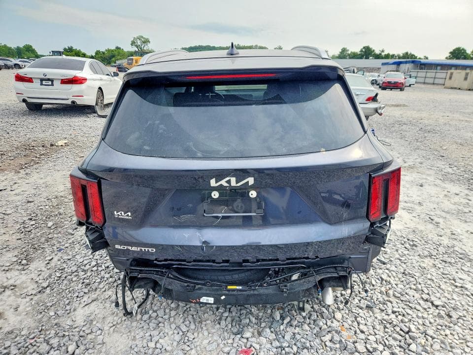 2026 KIA SORENTO S 6