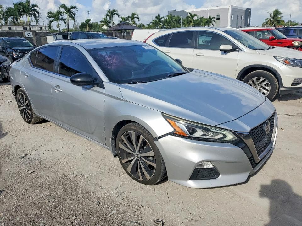 2019 NISSAN ALTIMA SR 4