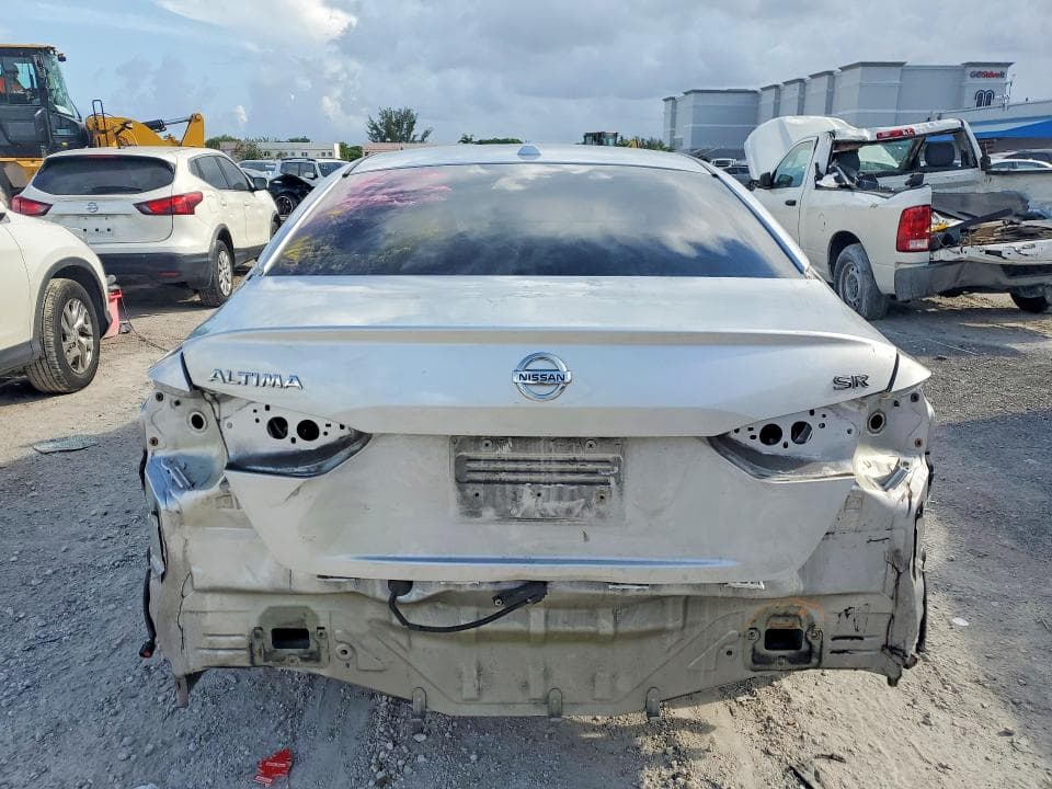 2019 NISSAN ALTIMA SR 6
