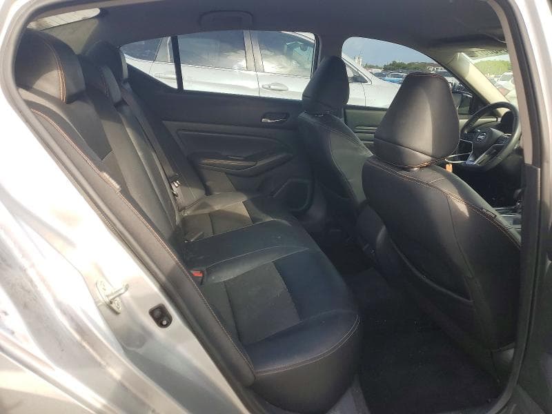 2019 NISSAN ALTIMA SR 10