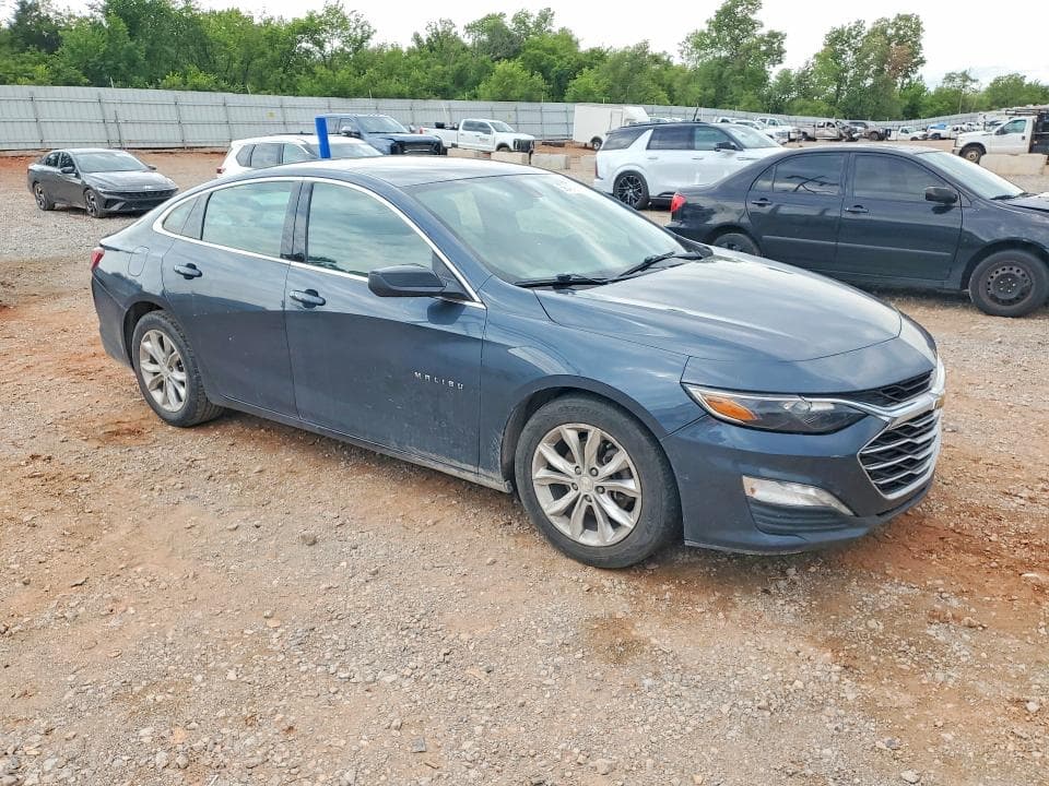 2020 CHEVROLET MALIBU LT 4