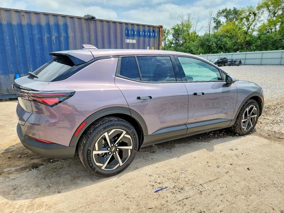 2025 CHEVROLET EQUINOX LT 3