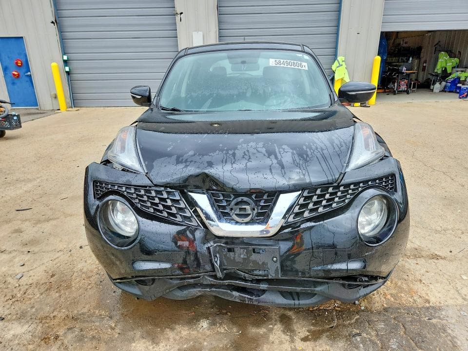 2017 NISSAN JUKE S 5