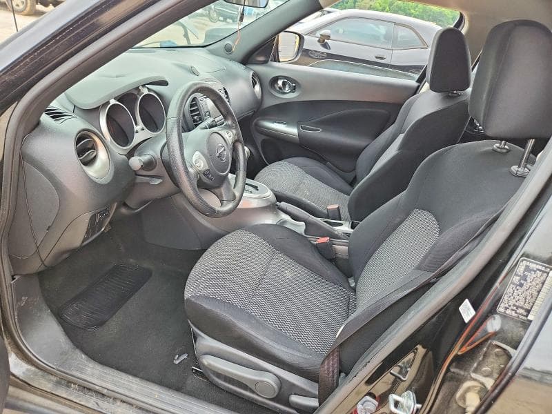 2017 NISSAN JUKE S 7