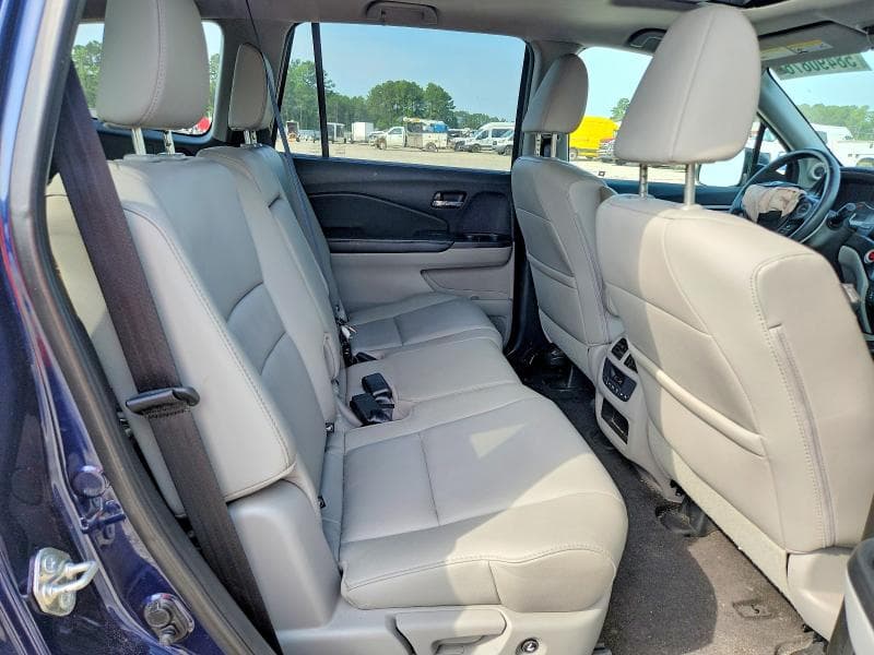 2017 HONDA PILOT 11