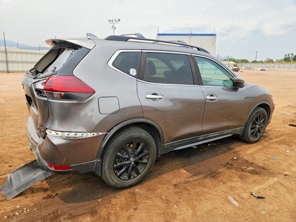 2018 NISSAN ROGUE SV 3