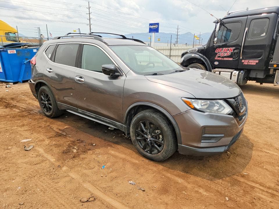 2018 NISSAN ROGUE SV 4