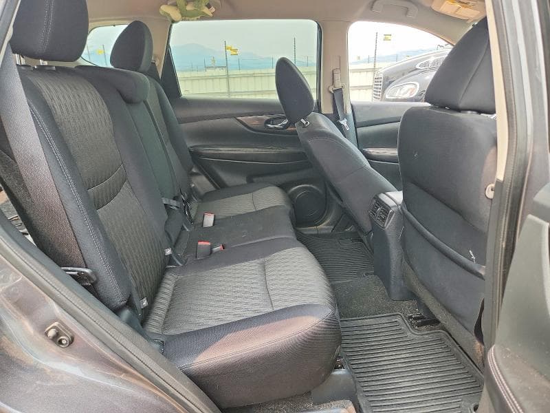 2018 NISSAN ROGUE SV 10