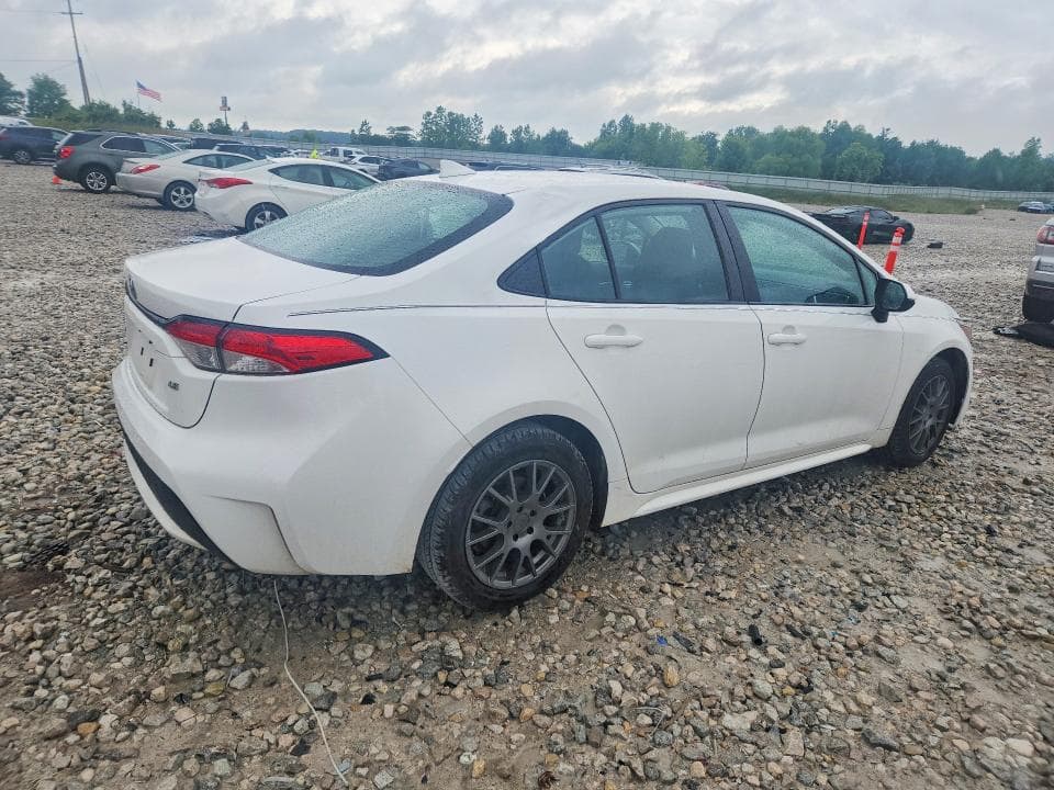 2021 TOYOTA COROLLA LE 3