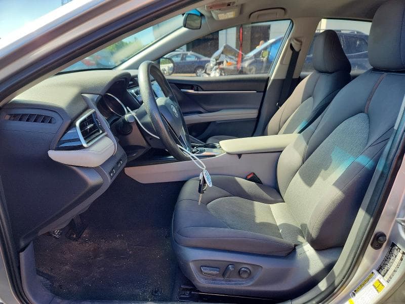 2018 TOYOTA CAMRY LE 7