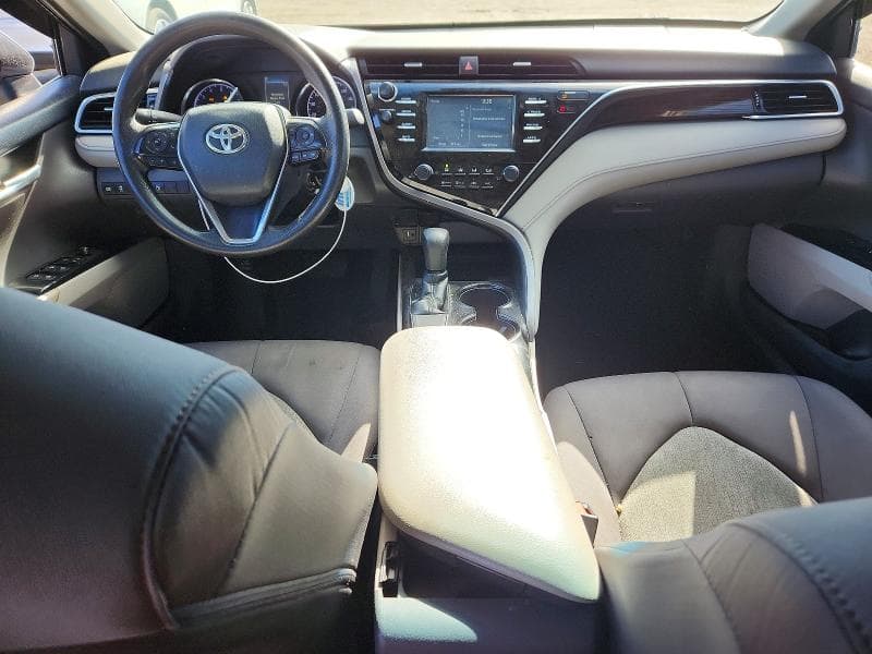 2018 TOYOTA CAMRY LE 8
