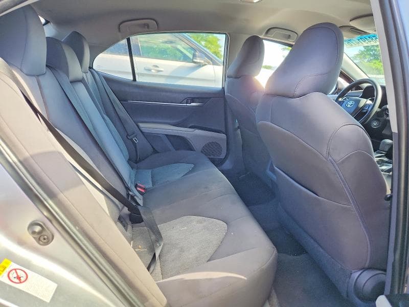 2018 TOYOTA CAMRY LE 10