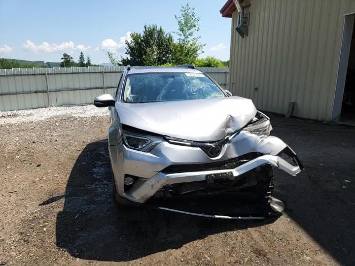 2017 TOYOTA RAV4 XLE XLE 15
