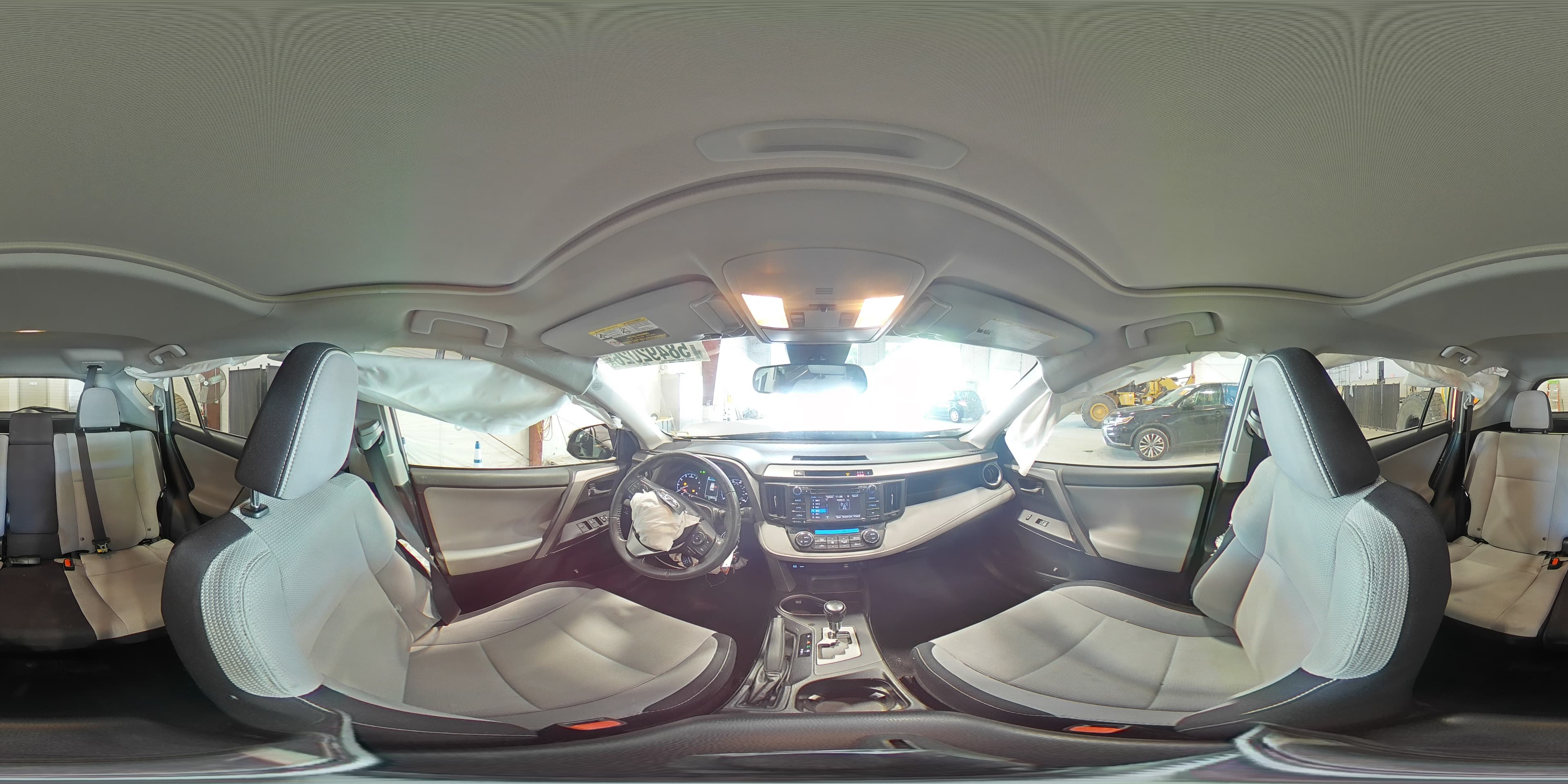 2017 TOYOTA RAV4 XLE XLE 16
