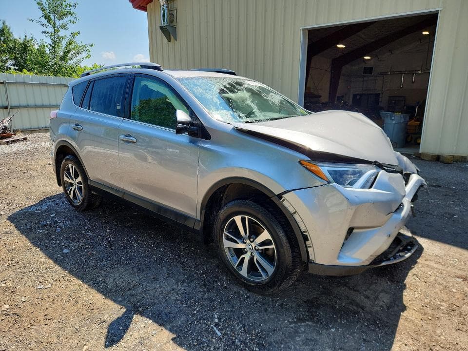2017 TOYOTA RAV4 XLE XLE 4